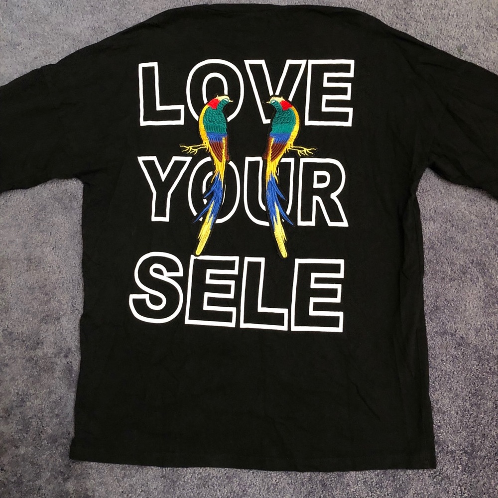 TKKE black tee - Picture 3 of 3